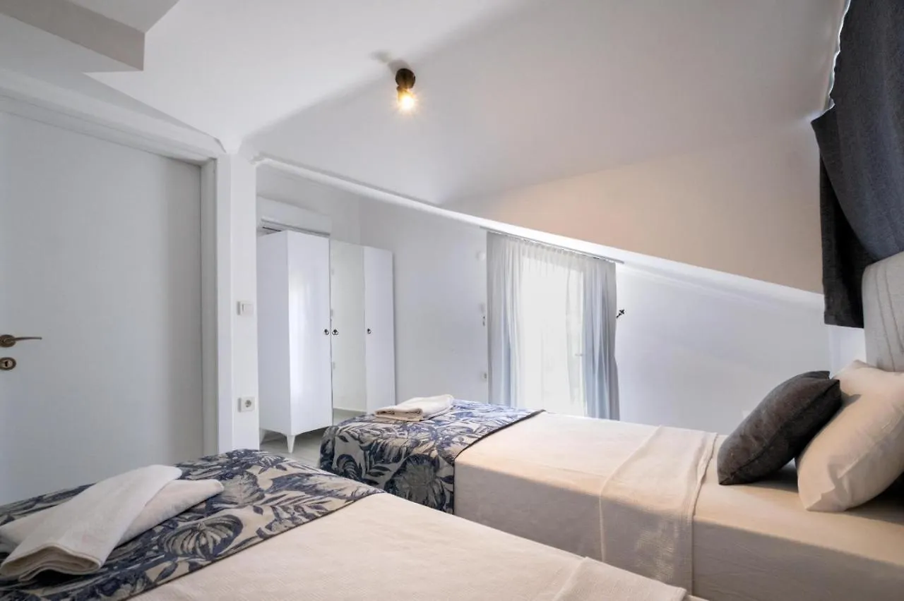 Modern Chic 4-Bedroom Villa With Private Pool And Garden In Central Hisaronu Fethiye