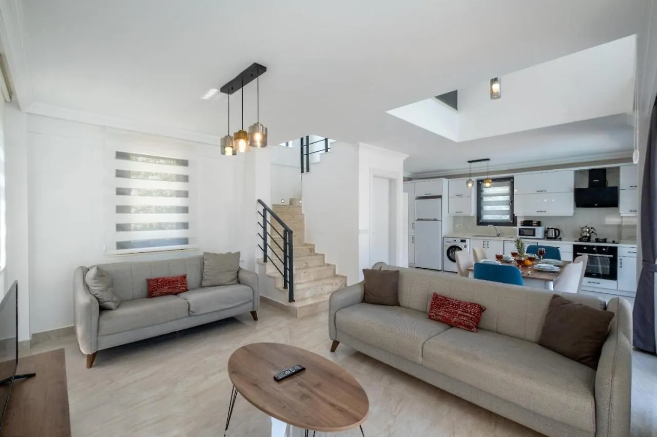Modern Chic 4-Bedroom Villa With Private Pool And Garden In Central Hisaronu Fethiye